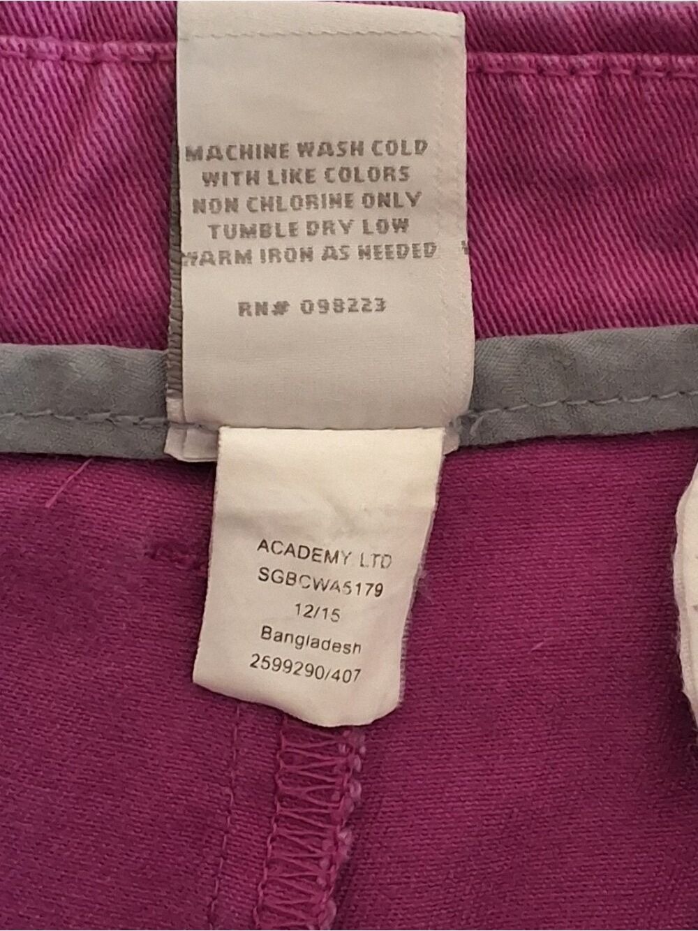 BCG Women's Magenta Pink Chino Shorts Size 10 - Picture 4 of 5